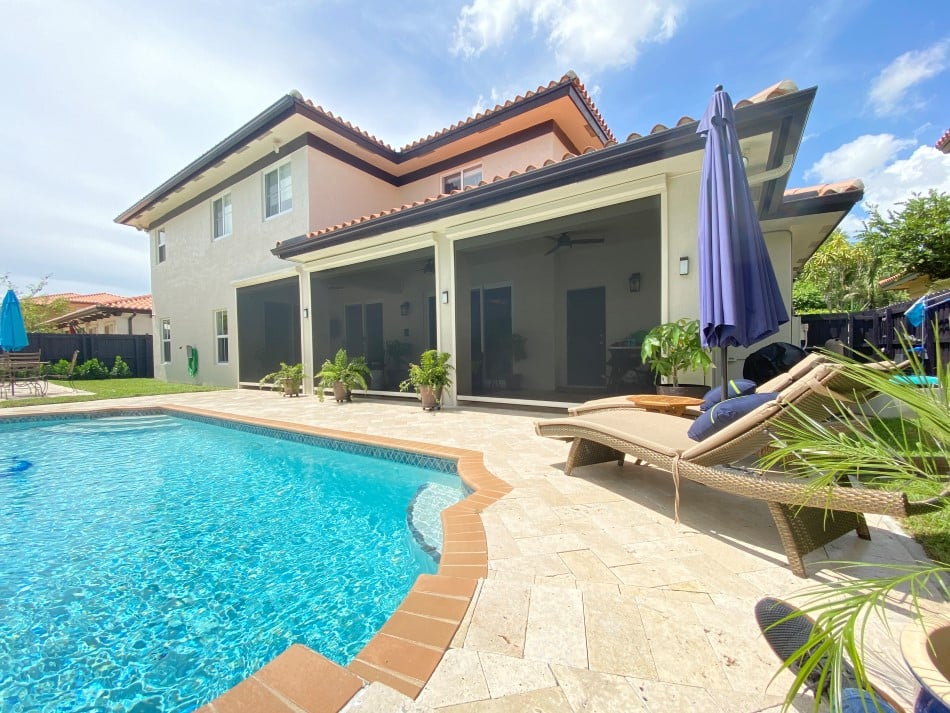 Outdoor Screen Sun - Shades by Design