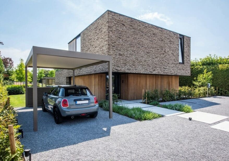 Outdoor Living Solutions Renson - Shades by Design