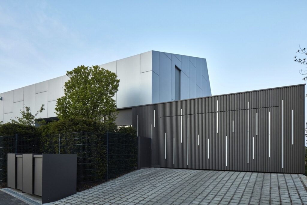 Facades Aluminum Slats - Shades by Design