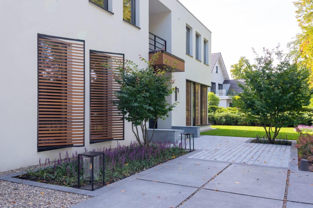 Outdoor Living Solutions Lenco® - Shades by Design